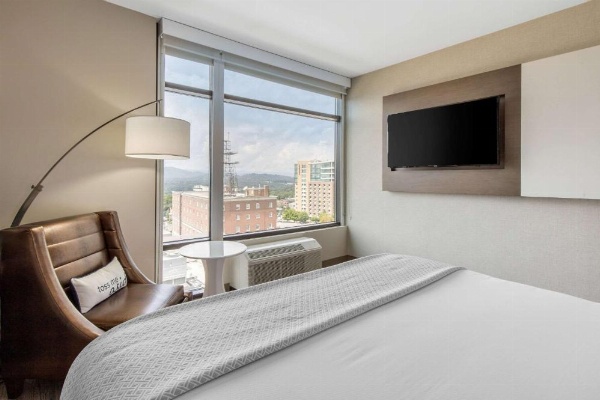 Cambria Hotel Downtown Asheville image 12